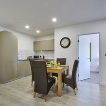Platform Apartments by ESA, 布拉克内尔 — 照片 5