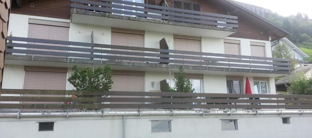 Elfe Apartments Studio for 2 Adults, Balcony With Lake and Mountain View, 埃梅滕 — 照片 1