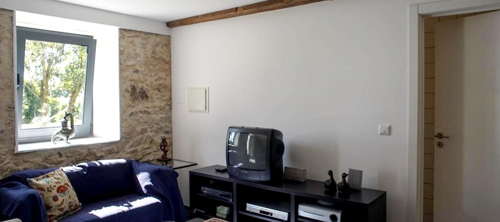 Villa With 4 Bedrooms In Fradelos   Branca, With Private Pool, Terrace And Wifi Near The Beach, Албергария-а-Велья — фото 1