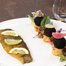Auberge Les Grillons, 梅拉 — 照片 5
