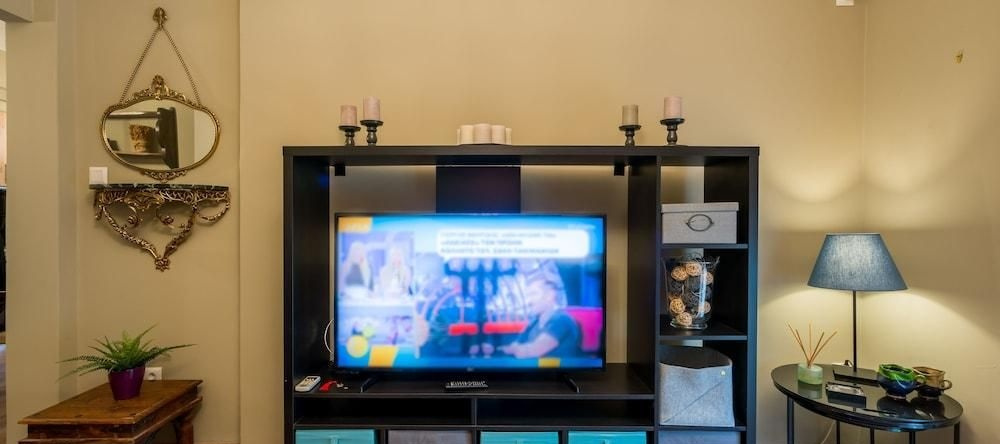 Newly Renovated Flat 10 min From Metro Station - Adults Only, 雅典 — 照片 1