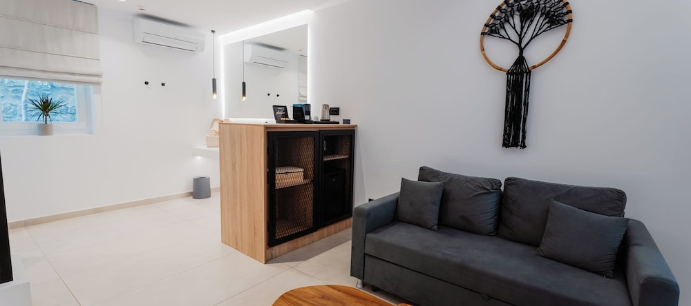 Oliving Mykonos Luxury Suites, 克卢瓦斯 — 照片 1