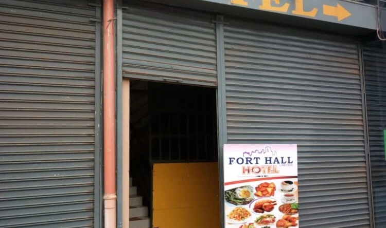 Fort Hall Hotel, Kenol — photo 1