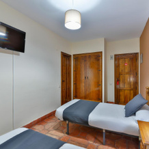 Hostal Alfonso XI, Guadalupe — photo 5