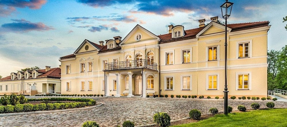 Hotel Sobienie Krolewskie, Вильга — фото 1