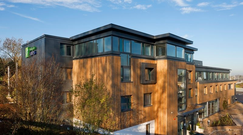 Holiday Inn Express Cambridge Duxford M11 Jct 10, 惠特尔福德 — 照片 1