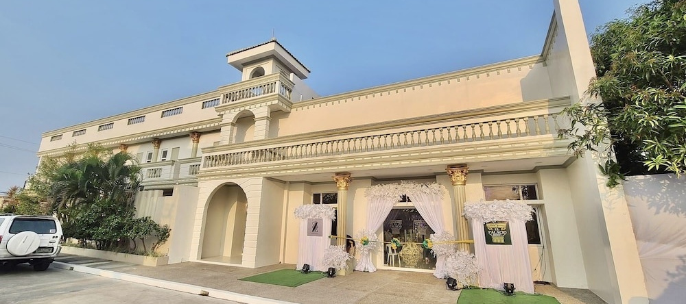 El Palacio Hotel, Noveleta — photo 1