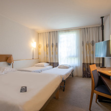 Hotel Novotel Aix en Provence Pont de l'Arc Fenouillères, 普罗旺斯地区艾克斯 — 照片 3