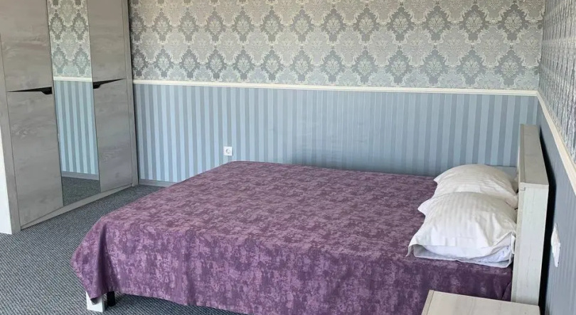 Dvuhkomnatnaya na Belyause Flat, 兹纳缅斯科耶 — 照片 1