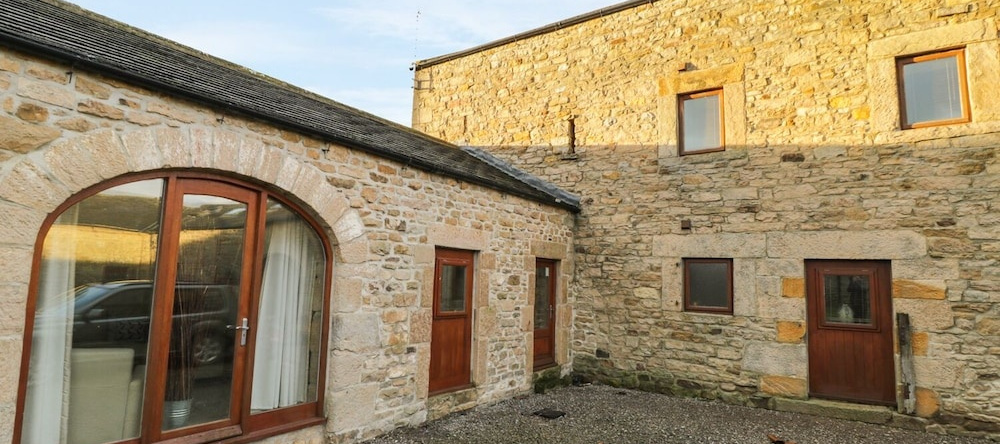 Castle Mill, Ravensworth — photo 1