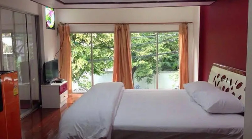 At Moment, Бангкок — фото 1