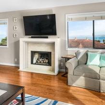 David Home 566 4 Bedrooms 2 Bathrooms Home, Monterey — photo 2