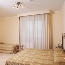 Hotel Villa Fiorita, 朱利亚诺瓦 — 照片 2