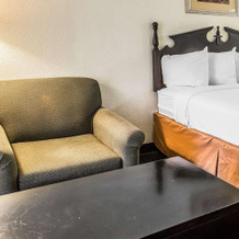 Quality Inn & Suites, 斯泰茨伯勒 — 照片 3