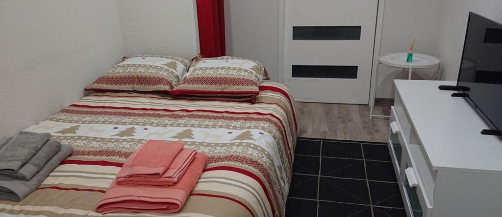 MajorBnB Joli studio aux portes de Geneve D3, 加亚尔 — 照片 1