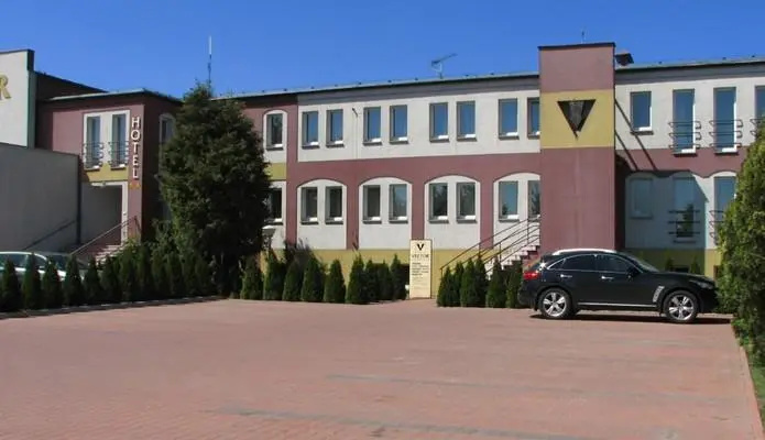 Hotel Vector, Тарново-Подгурне — фото 1