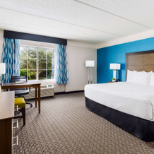 La Quinta Inn & Suites by Wyndham Tampa Brandon Regency Park, 布兰登 — 照片 4