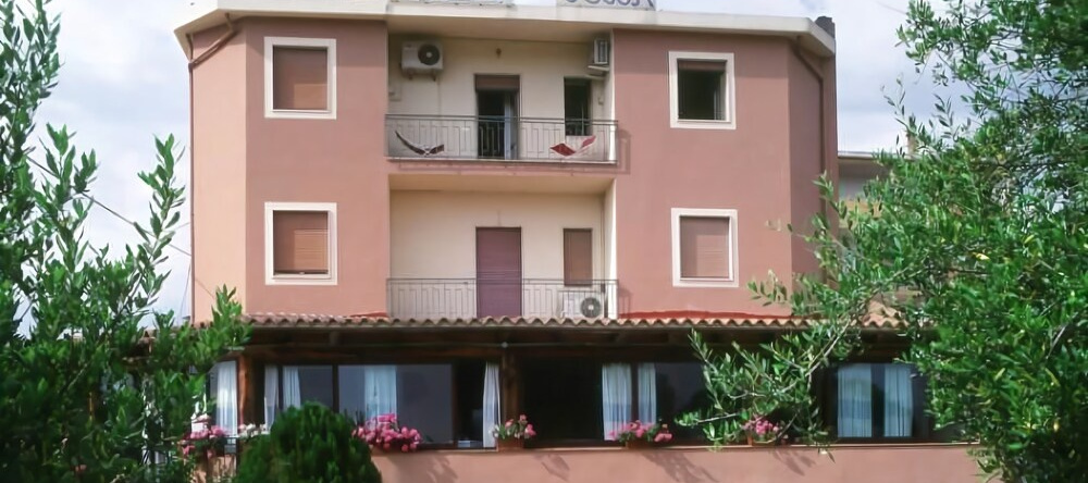Hotel Casa Mia, 阿尔扎凯纳 — 照片 1