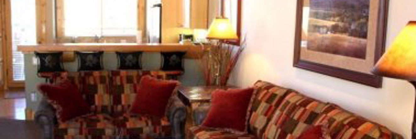 The Sentinels 7 Townhome 2 Br townhouse by RedAwning, 柯克伍德 — 照片 1