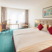 PLAZA INN Blankenburg Ditzingen, Sure Hotel Collection, 迪钦根 — 照片 3