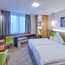 Landhotel Naafs-Häuschen, Lohmar — photo 5