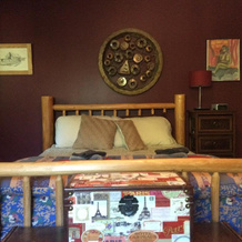 Nomadic Bull: Bed & Breakfast & Books, Остров Габриола — фото 3