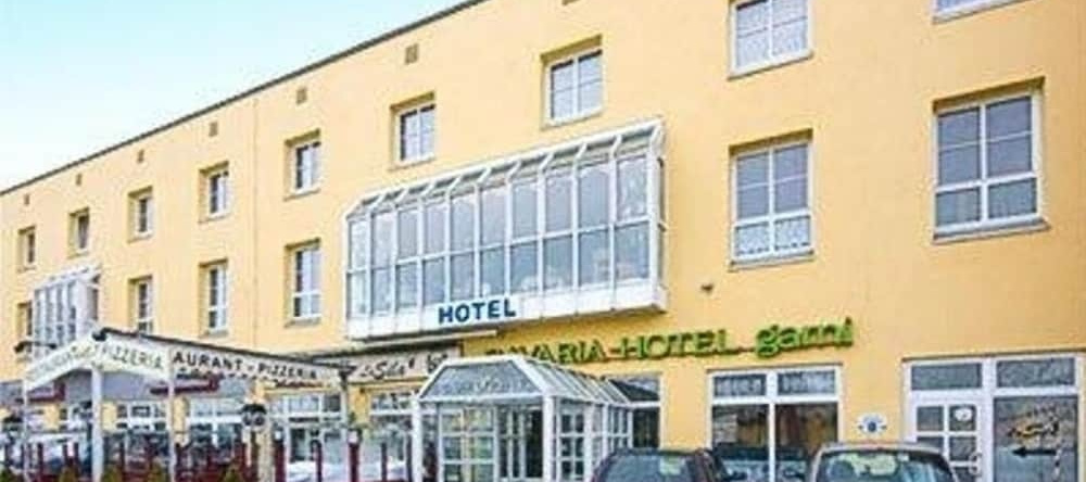 Bavaria Safari Hotel, 达豪 — 照片 1