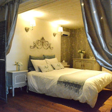 Charming Nest Cozy, Romantic, Very Comfortable, On A Square Of Torgny, Шини — фото 3