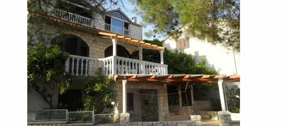 Apartmani Ančila, 布尔纳 — 照片 1