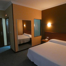 Motel Caldas, 卡尔达斯德雷耶斯 — 照片 4