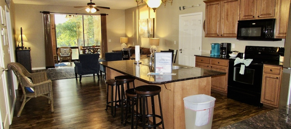 Lower Level Vacation Condo B-1 on Table Rock Lake by RedAwning, Forsyth — photo 1