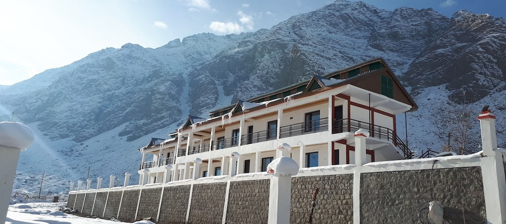 Ashina Eco Resort, Kargil — photo 1