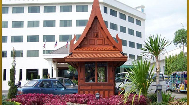 Sri U-Thong Grand Hotel, Suphan Buri — photo 1