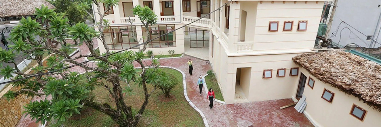 Hoa Binh Hotel, 和平 — 照片 1