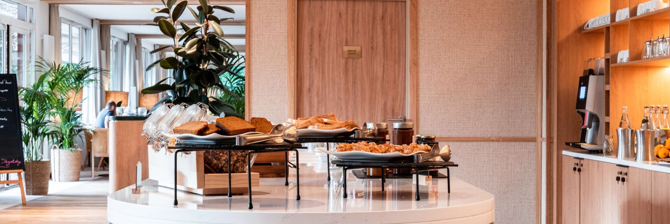 Best Western Plus l’Oree Paris Sud, 索莱沙尔特勒 — 照片 1