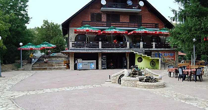 Motel Amer Pier, Добой — фото 1