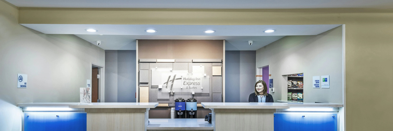 Holiday Inn Express Hotel and Suites Pryor by IHG, 拉斯塔 — 照片 1