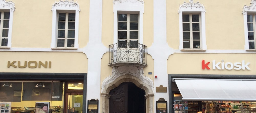 Piazza Collegiata Bellinzona, Bellinzona — photo 1