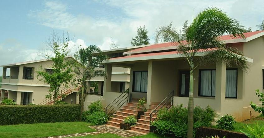 Nakshatra Beach Resort, Ratnagiri — photo 1