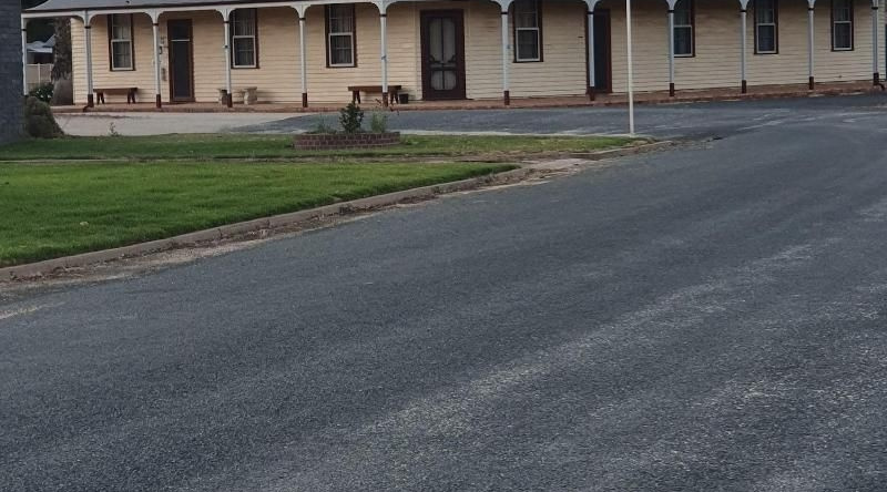 Deniliquin Pioneer Tourist Park, 德尼利昆 — 照片 1