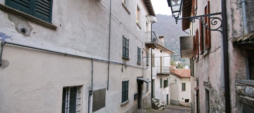 Italianway - Pizzo Gordona 40, Argegno — photo 1