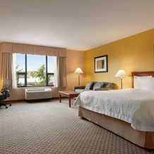 Hampton Inn & Suites By Hilton Langley-Surrey, Суррей — фото 3
