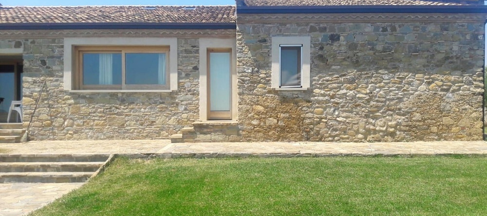 Villa With 3 Bedrooms in Rotondella, With Private Pool and Enclosed Garden - 12 km From the Beach, Rotondella — photo 1