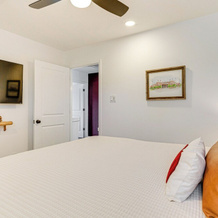 Convenient Bryan Townhome w/ Patio < 3 Mi to A&m!, Bryan — photo 5