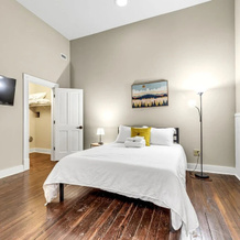 Elm St. Retro Retreat - Downtown Condo, Гринсборо — фото 5