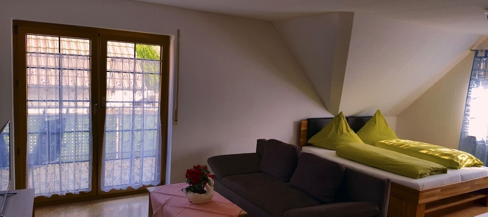 Pension Jaspis, Pfaffenweiler — photo 1