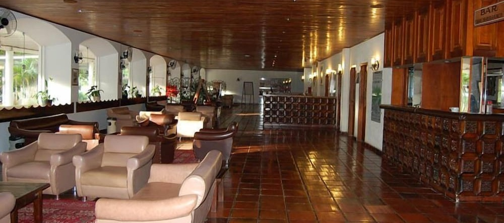Hotel Cavalinho Branco, 阿瓜斯迪林多亚 — 照片 1