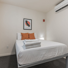 Modern Apartment With Upgraded Amenities Near CSU, Chico — photo 4