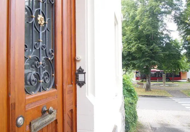 Stilvolle Wohnung Mit Garten, Merzhausen — photo 1