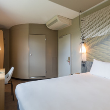 ibis Geneve Aeroport, 宽特伦 — 照片 4